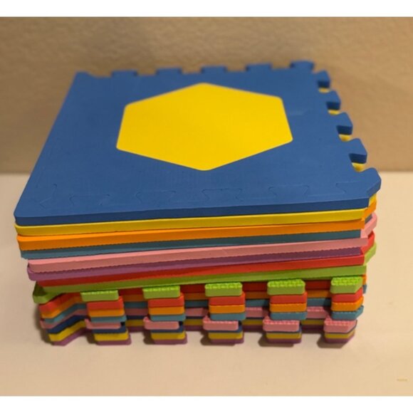 Foam Interlocking Play Mat With Geometric Shapes & Bright Colors For Kids - Picture 1 of 8